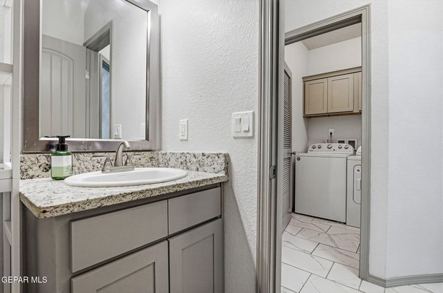 13804 Sky Harbor Avenue, El Paso, TX 79928