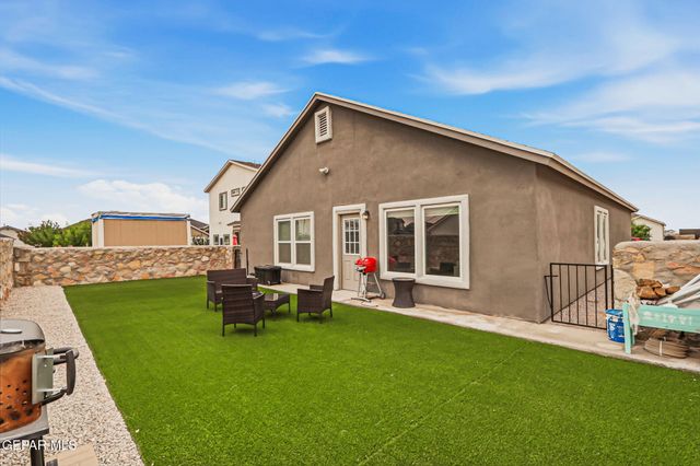 13804 Sky Harbor Avenue, El Paso, TX 79928