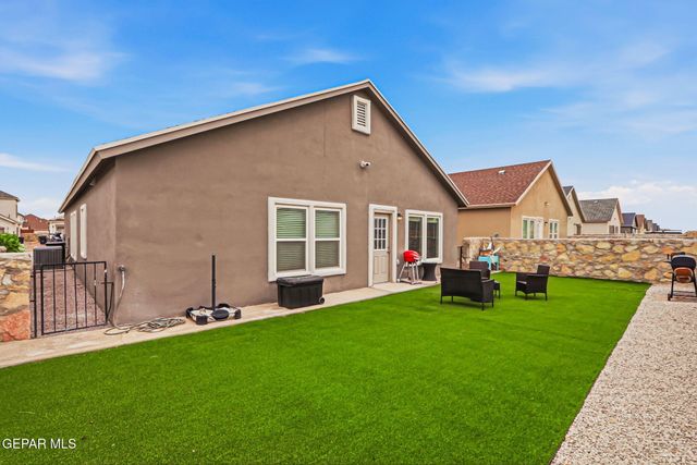 13804 Sky Harbor Avenue, El Paso, TX 79928