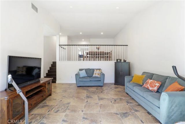 5054 E Atherton Street, Long Beach, CA 90815