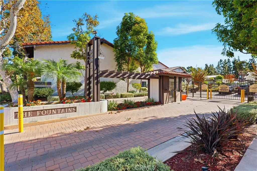 5054 E Atherton Street, Long Beach, CA 90815