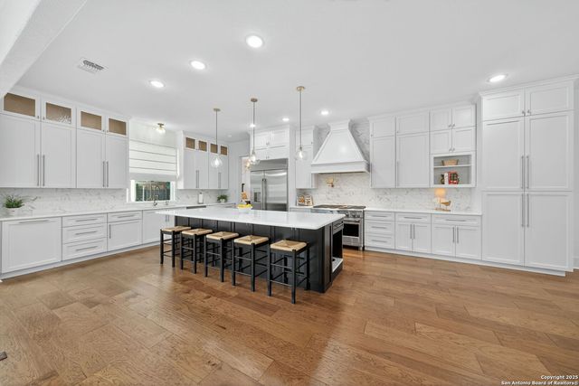 217 W Johnson, San Antonio, TX 78204