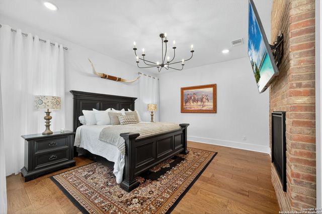 217 W Johnson, San Antonio, TX 78204
