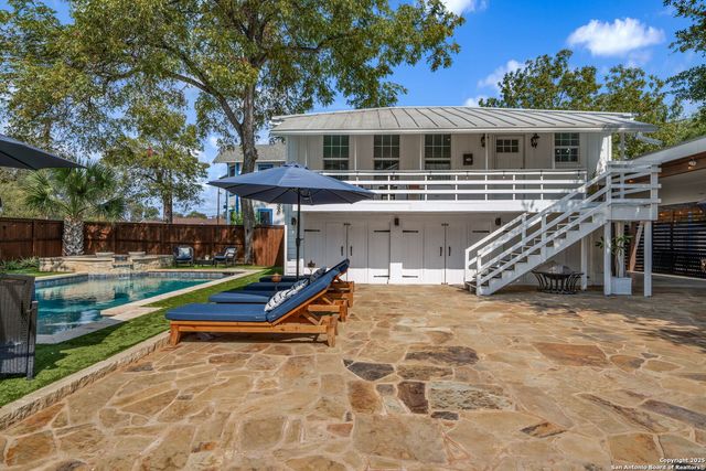 217 W Johnson, San Antonio, TX 78204
