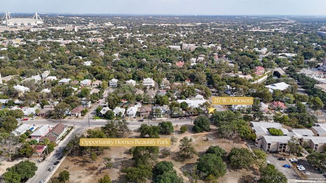 217 W Johnson, San Antonio, TX 78204