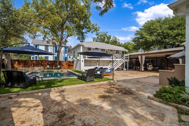 217 W Johnson, San Antonio, TX 78204
