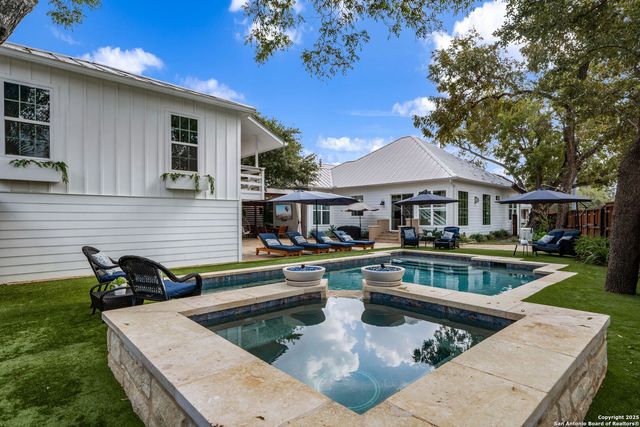 217 W Johnson, San Antonio, TX 78204