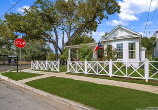 217 W Johnson, San Antonio, TX 78204