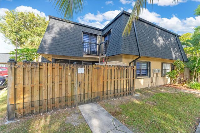 14209 SW 94th Cir Ln 103-7, Miami, FL 33186