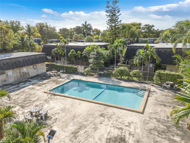 14209 SW 94th Cir Ln 103-7, Miami, FL 33186