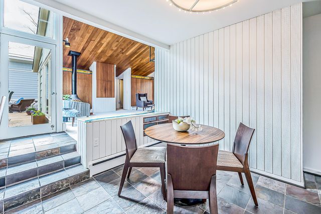 1307 Beechwood Drive, Ann Arbor, MI 48103