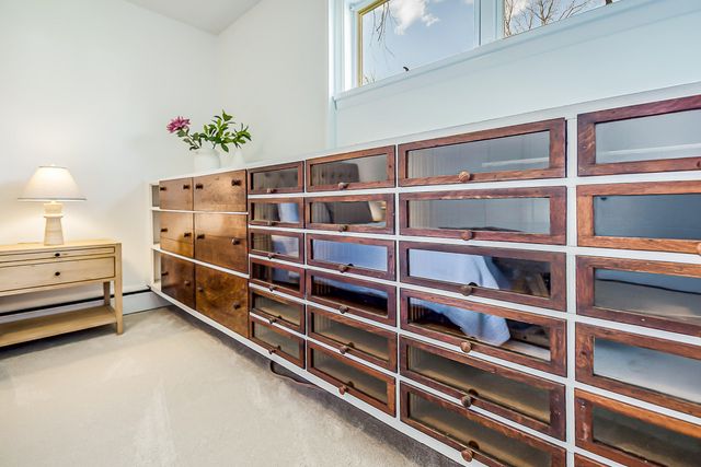 1307 Beechwood Drive, Ann Arbor, MI 48103