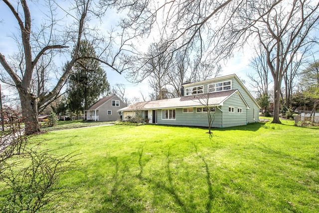 1307 Beechwood Drive, Ann Arbor, MI 48103