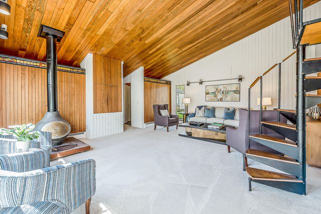 1307 Beechwood Drive, Ann Arbor, MI 48103