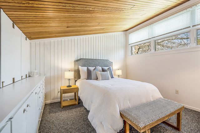 1307 Beechwood Drive, Ann Arbor, MI 48103