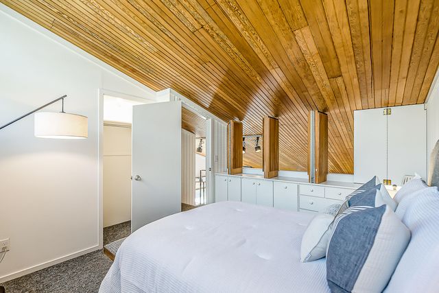 1307 Beechwood Drive, Ann Arbor, MI 48103