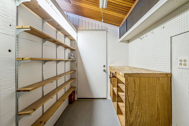 1307 Beechwood Drive, Ann Arbor, MI 48103