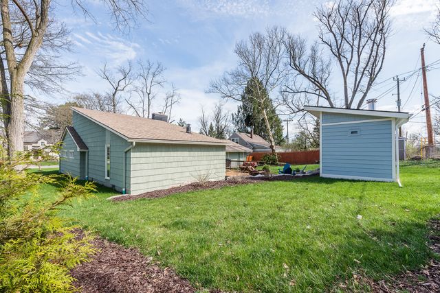 1307 Beechwood Drive, Ann Arbor, MI 48103