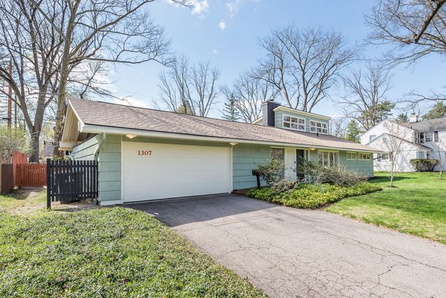 1307 Beechwood Drive, Ann Arbor, MI 48103