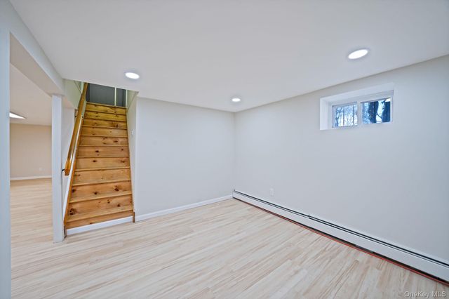 45 Roslyn Road, Roslyn Heights, NY 11577