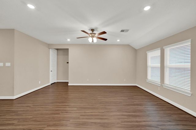 2217 Gadwall Court, Conroe, TX 77384