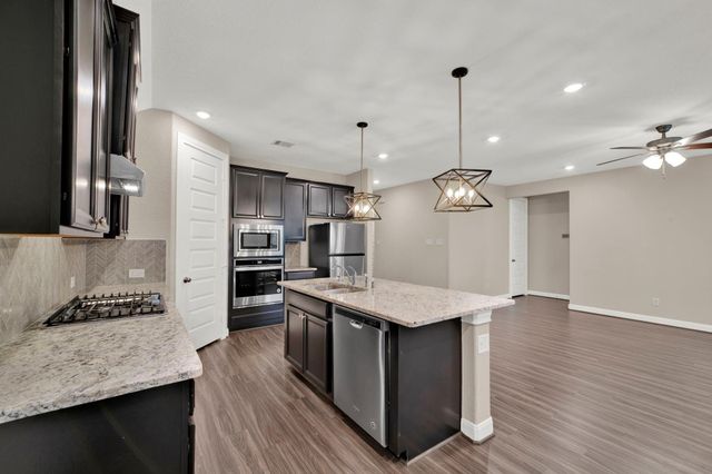 2217 Gadwall Court, Conroe, TX 77384