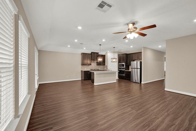 2217 Gadwall Court, Conroe, TX 77384