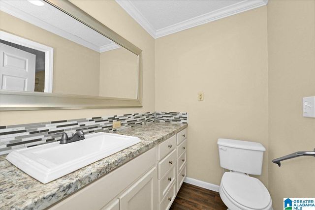 1606 WOODLAND STREET NW, Cullman, AL 35055