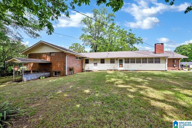 1606 WOODLAND STREET NW, Cullman, AL 35055