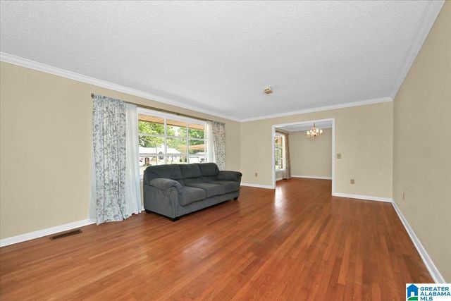 1606 WOODLAND STREET NW, Cullman, AL 35055