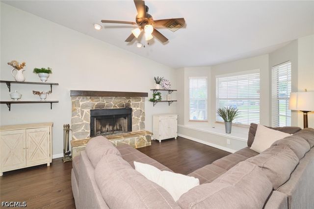 6649 Hartland ST, Fort Myers, FL 33966