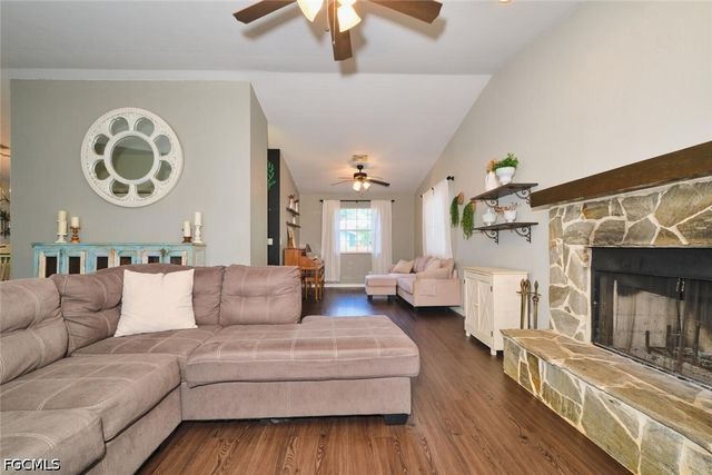 6649 Hartland ST, Fort Myers, FL 33966