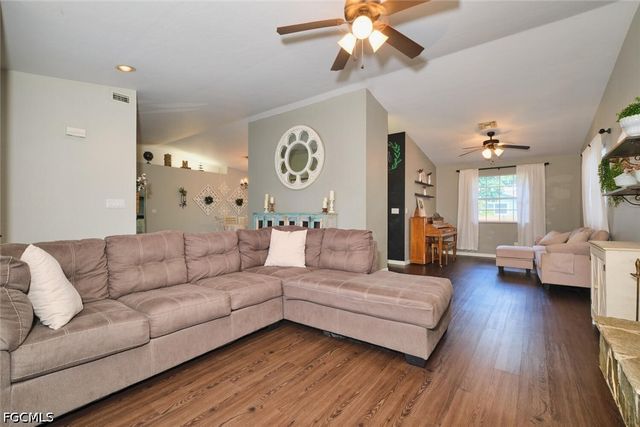 6649 Hartland ST, Fort Myers, FL 33966