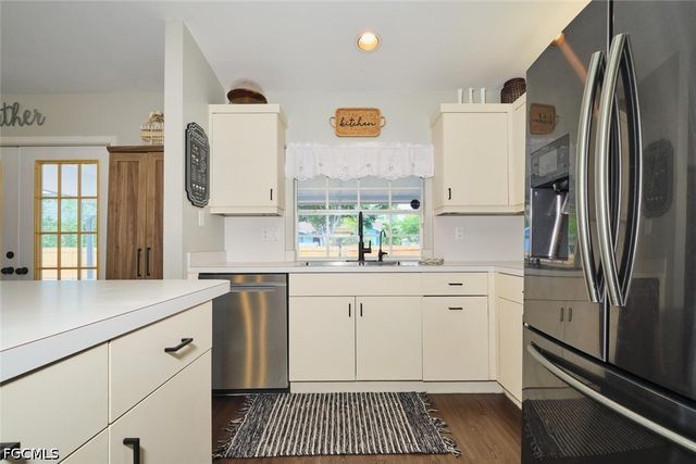 6649 Hartland ST, Fort Myers, FL 33966