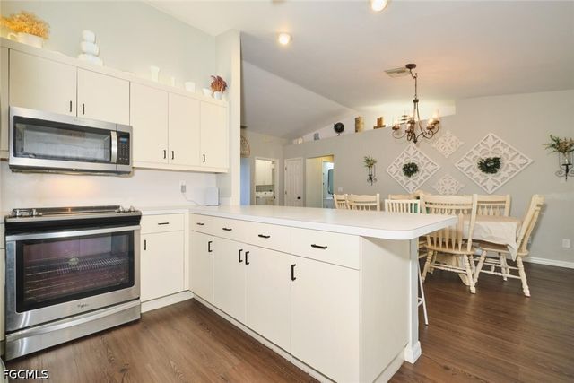 6649 Hartland ST, Fort Myers, FL 33966