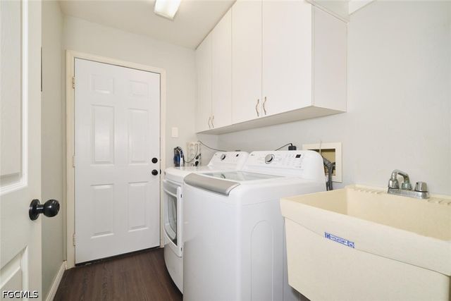 6649 Hartland ST, Fort Myers, FL 33966