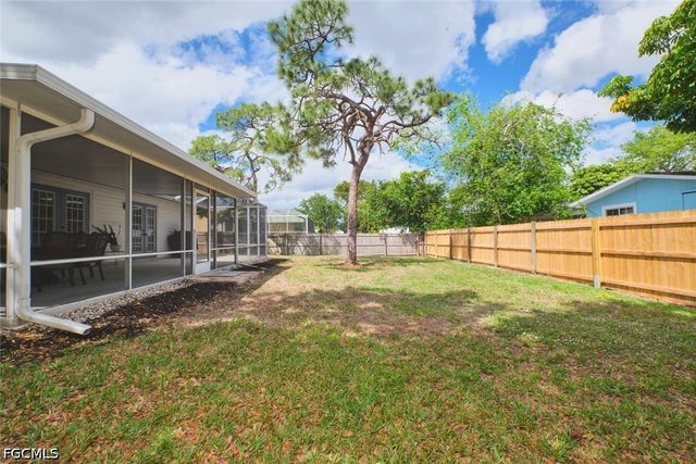 6649 Hartland ST, Fort Myers, FL 33966