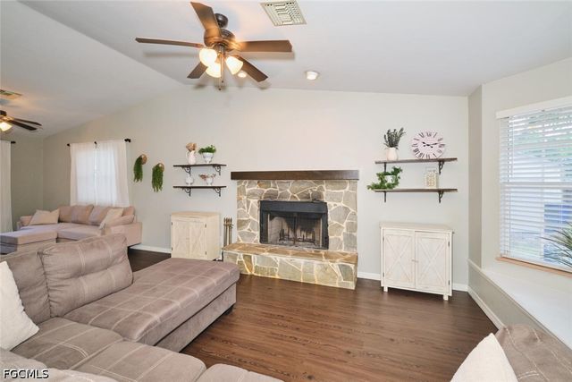 6649 Hartland ST, Fort Myers, FL 33966