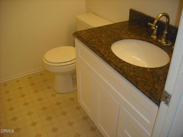 1410 Friedrich Lane B, Oxnard, CA 93033