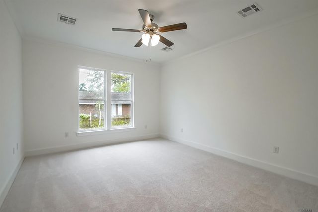 654 Turnstone Ave, Baton Rouge, LA 70819