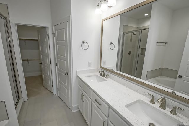 654 Turnstone Ave, Baton Rouge, LA 70819