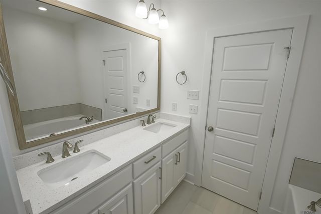 654 Turnstone Ave, Baton Rouge, LA 70819