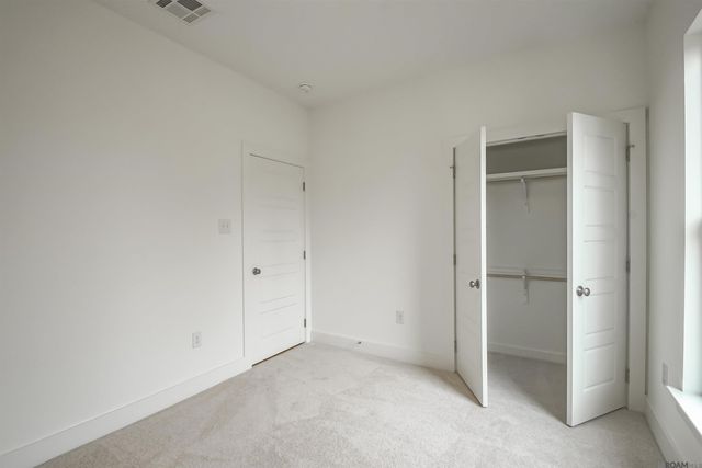 654 Turnstone Ave, Baton Rouge, LA 70819