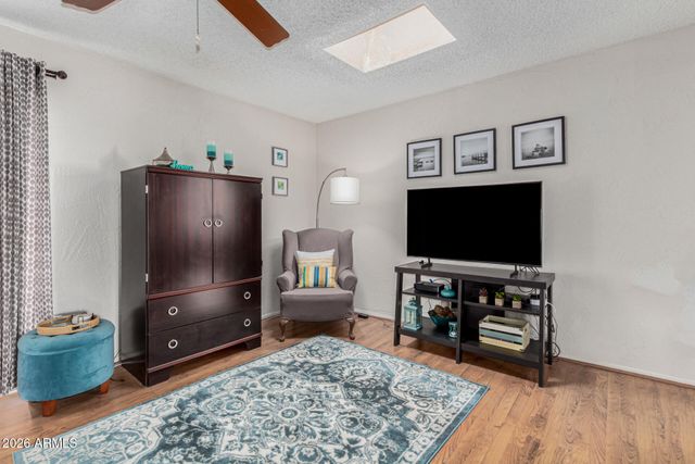 4106 W PURDUE Avenue, Phoenix, AZ 85051