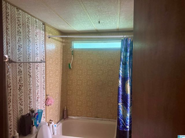 16375 HOLLY SPRINGS ROAD, Northport, AL 35475