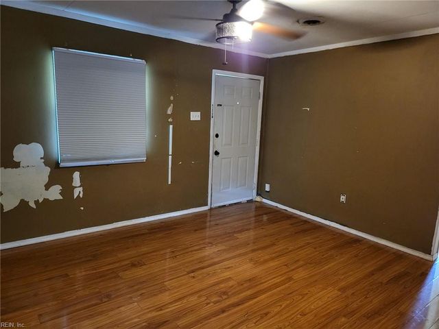 29 Shelton RD, Hampton, VA 23663