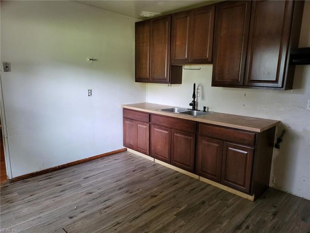 29 Shelton RD, Hampton, VA 23663