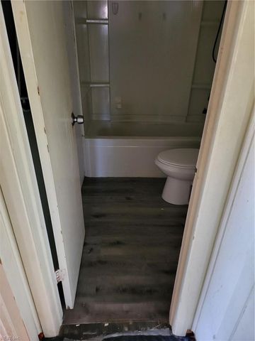 29 Shelton RD, Hampton, VA 23663