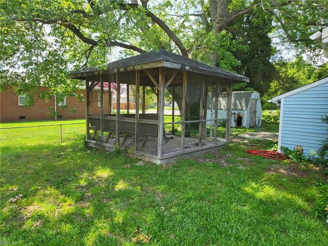 29 Shelton RD, Hampton, VA 23663