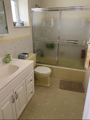 17001 NE 13th Ave 314, Miami, FL 33162